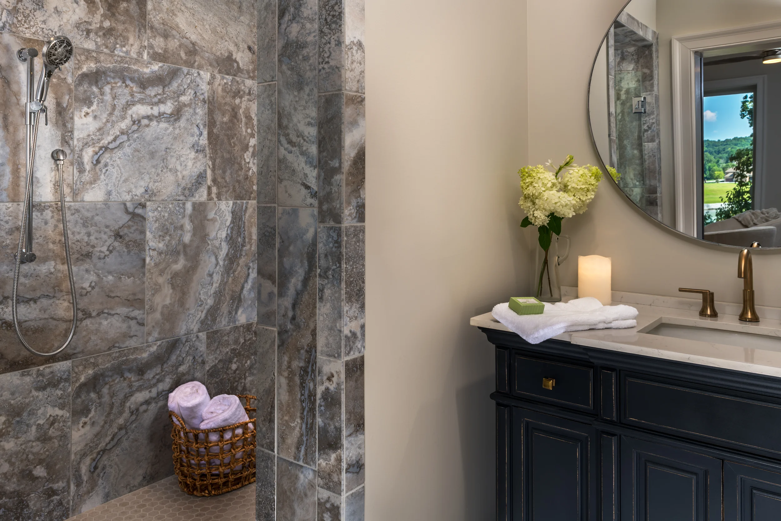 Riverside Bed and Breakfast bathroom, rooms and patio in Soddy Daisy, Tennessee.